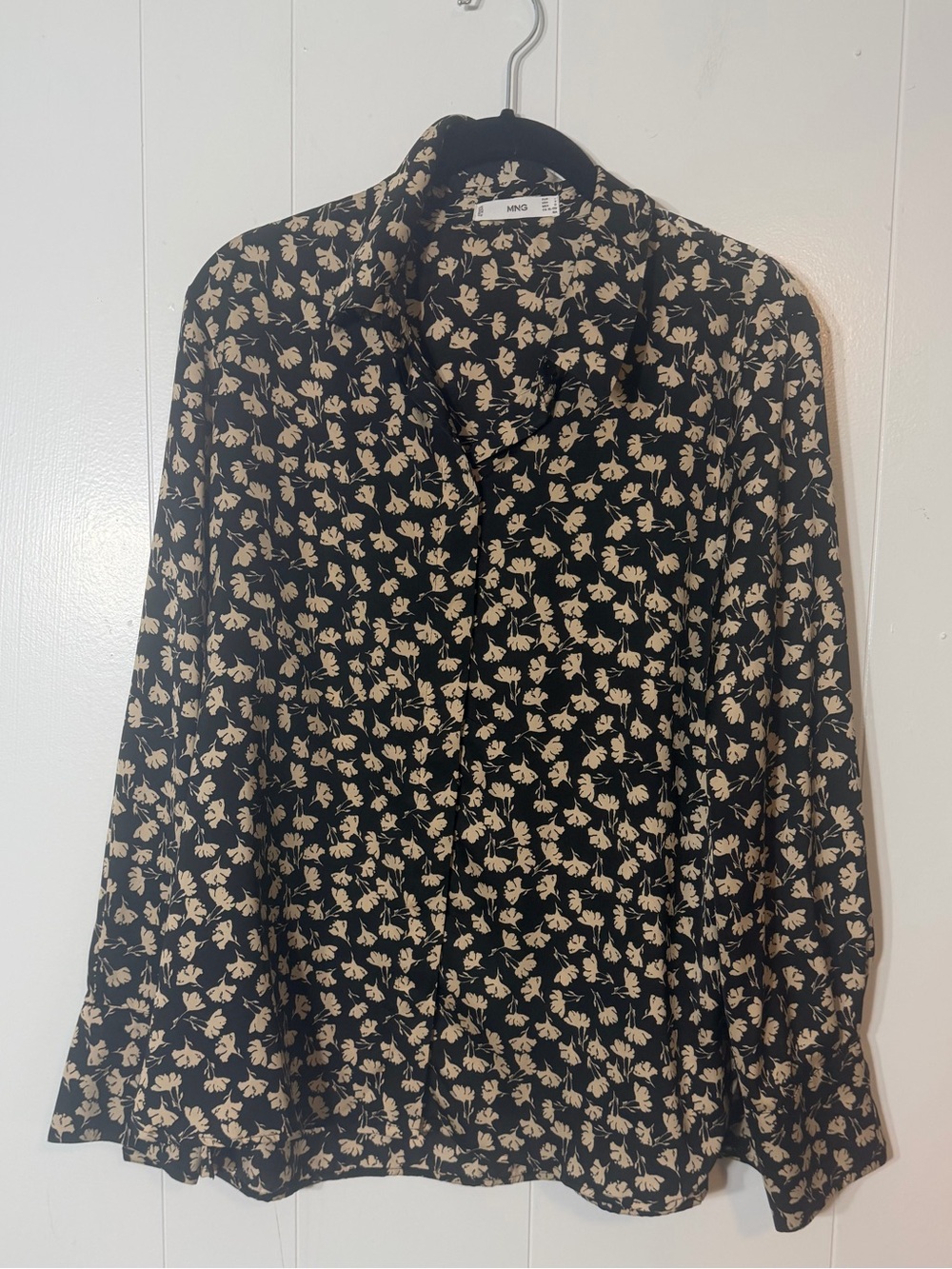 Mango Black Blouse with Cream ginkgo leaf Floral Print